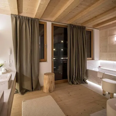 Contact Us At What App - 0041-798-079-427 To Book!! - Chic Chalet Alta Badia - 6pers